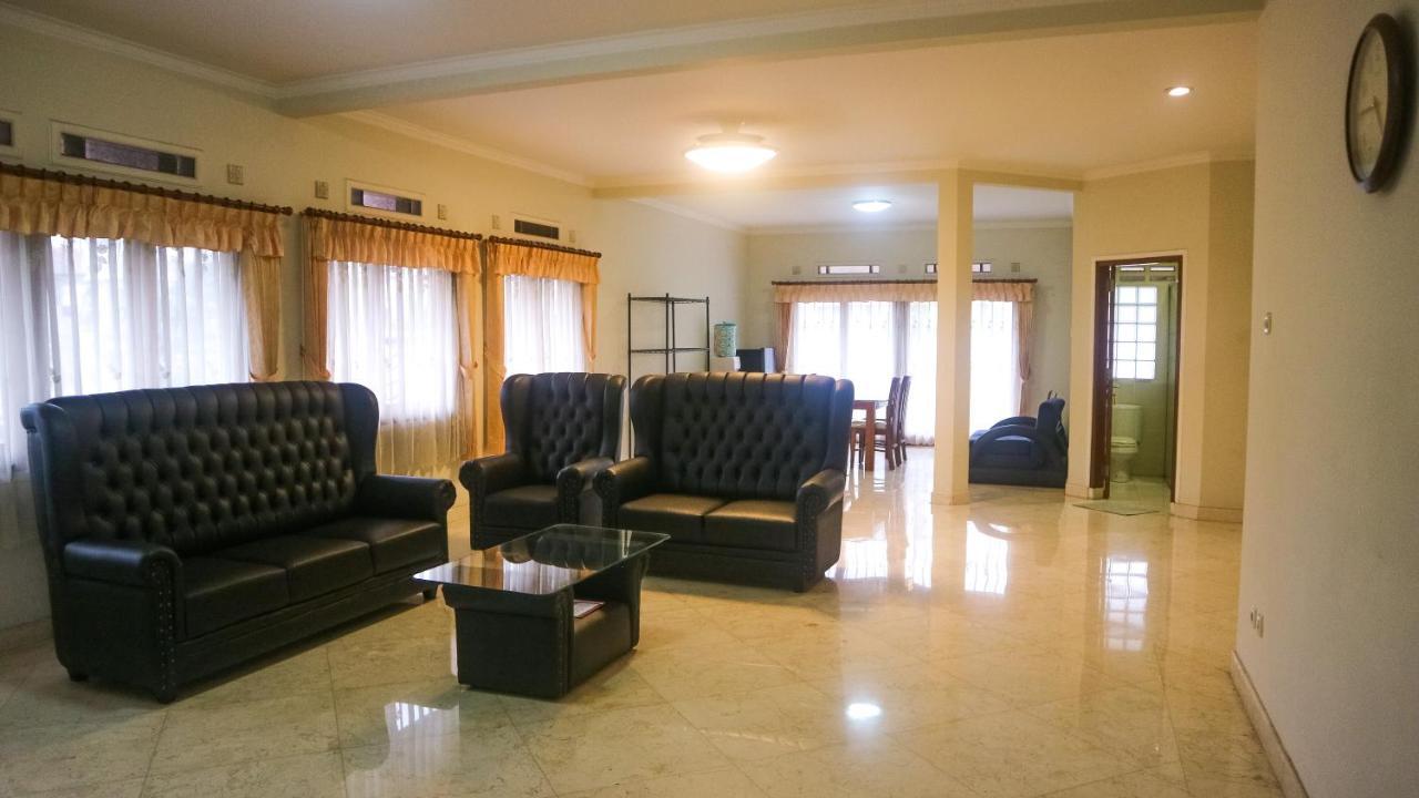 Dago Asri House Villa Bandung